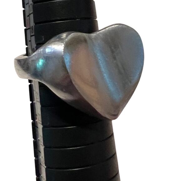 Ring polished silver tone large heart statement  Sz 8.5 - 8.75 - Picture 1 of 6